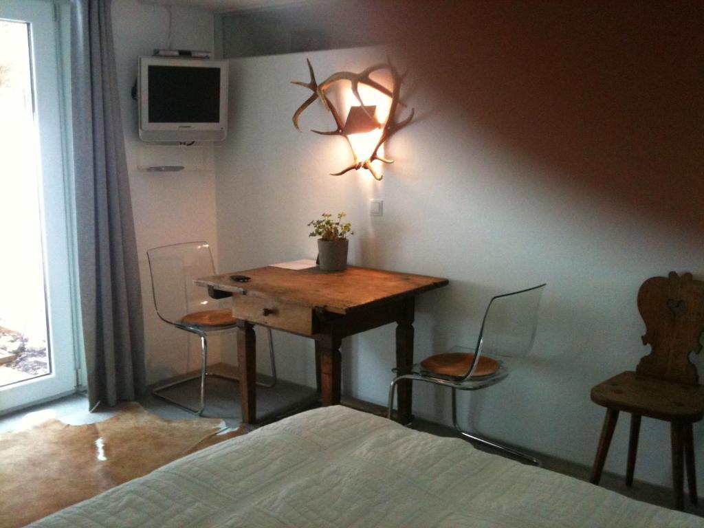Studio Am See Apartment Санкт Гилген Стая снимка